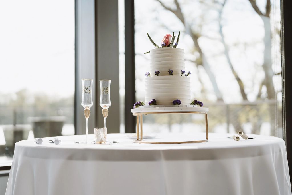 The reception, photograph 7 of 17