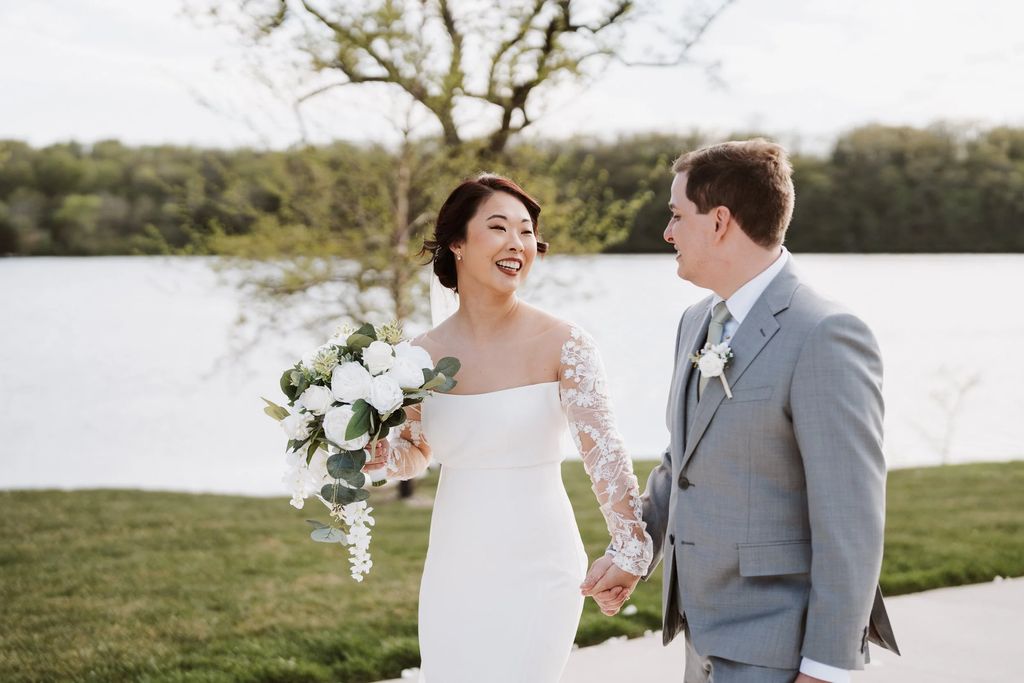 Just married, photograph 6 of 9
